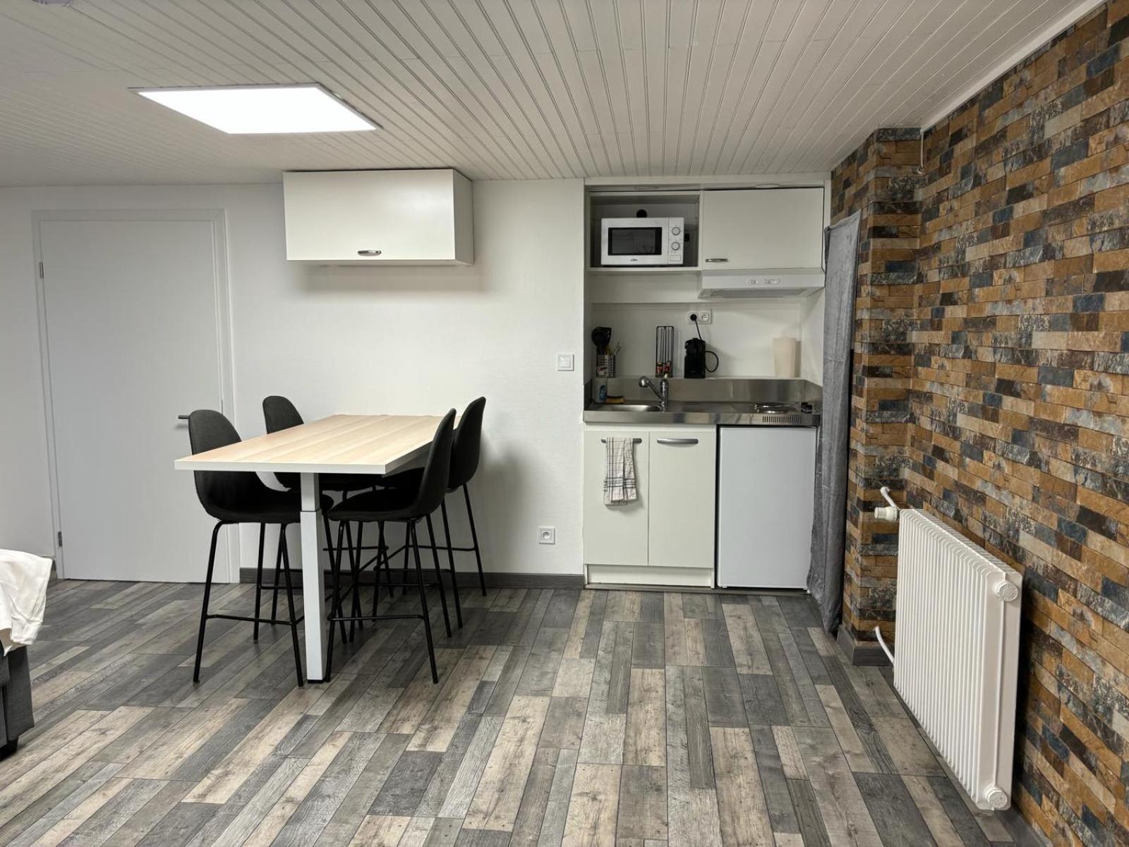 Chaleureux Appartement - Estrade Bollwiller ภายนอก รูปภาพ